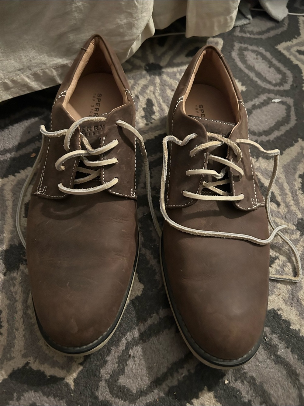 Sperry Men's Dark Brown Leather Derby with Contrast Laces